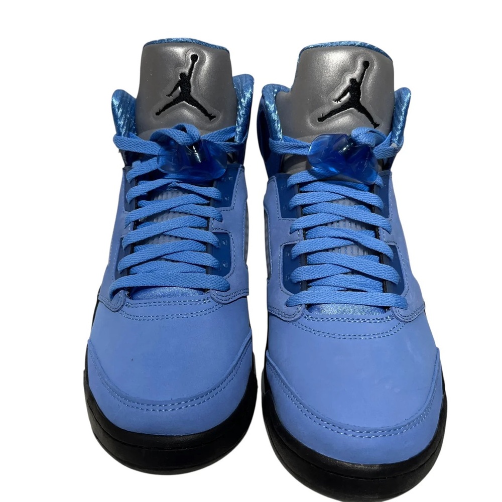 Jordan Men's Sky Blue and Black Sneakers
